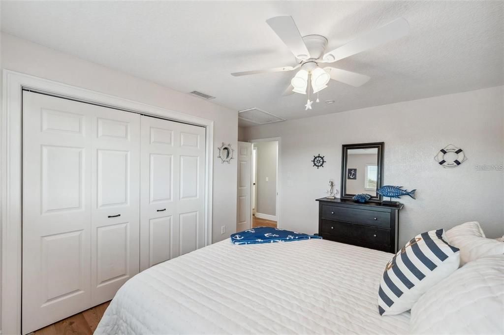 На продажу: $989,000 (4 спален, 3 ванн, 3094 Квадратных фут)