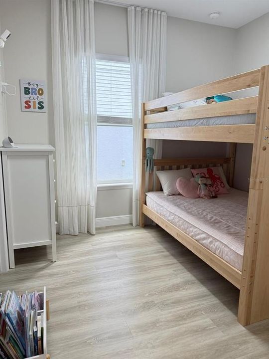 En Venta: $884,500 (4 camas, 3 baños, 2781 Pies cuadrados)