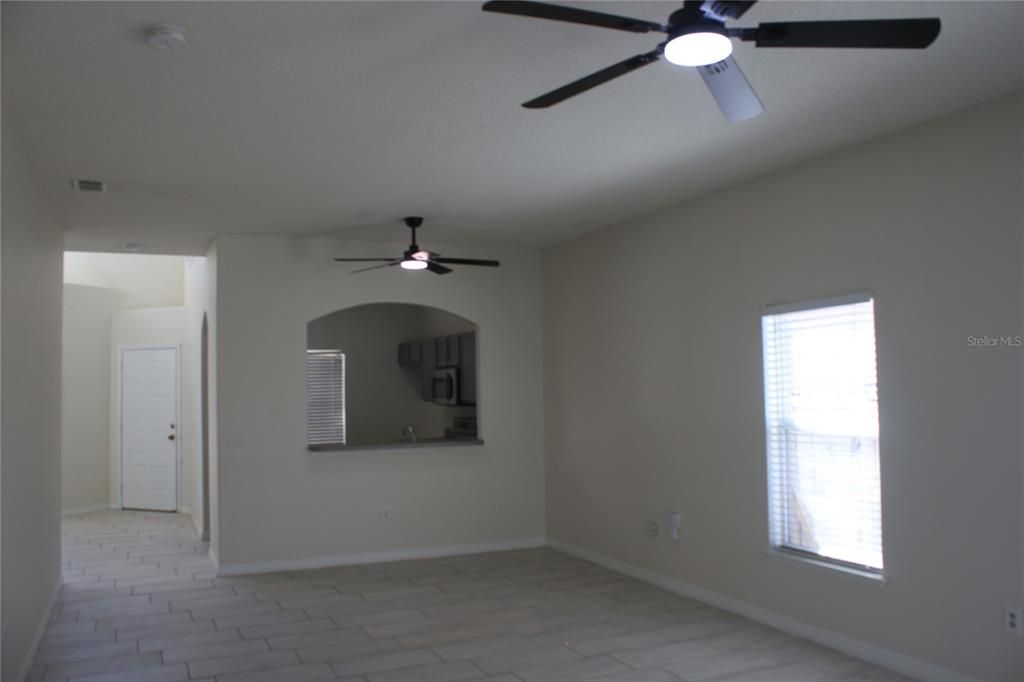 For Rent: $2,495 (4 beds, 2 baths, 1795 Square Feet)