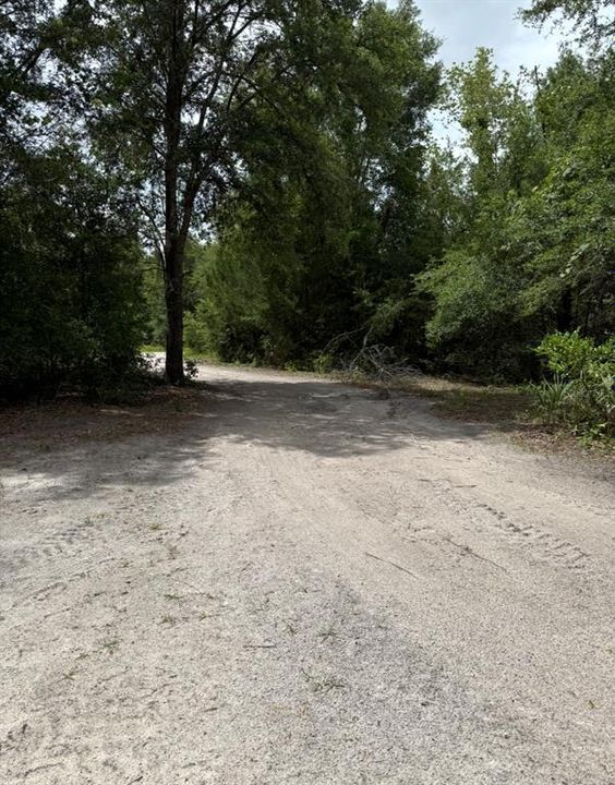 待售: $110,000 (7.50 acres)