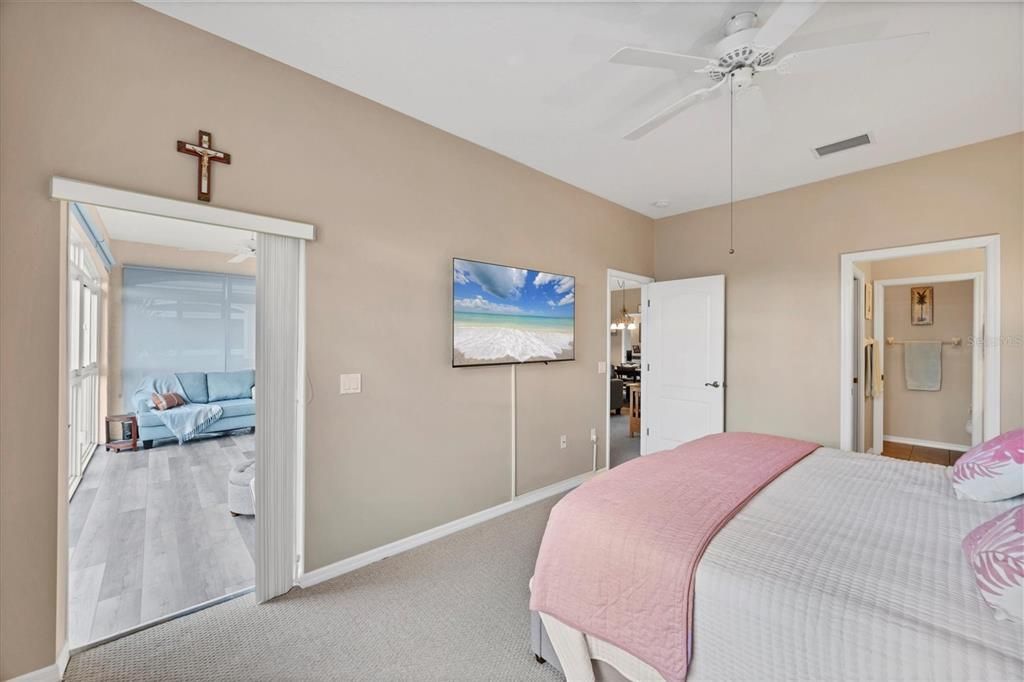 En Venta: $329,900 (3 camas, 2 baños, 1440 Pies cuadrados)