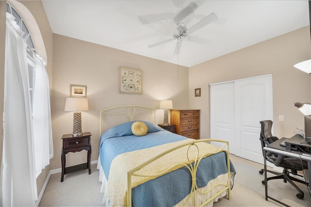 En Venta: $329,900 (3 camas, 2 baños, 1440 Pies cuadrados)