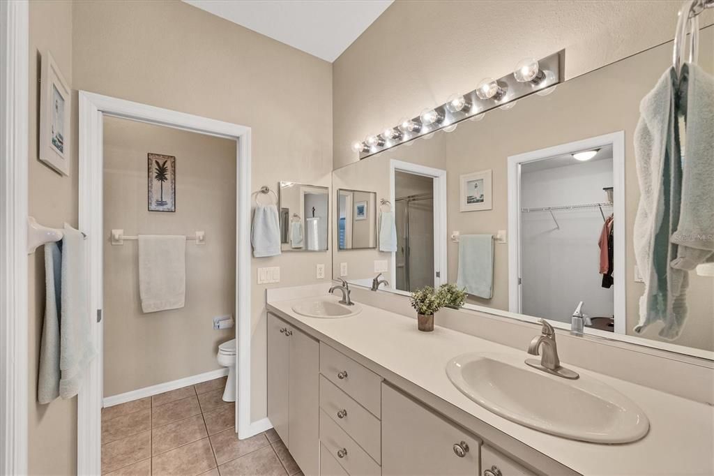 En Venta: $329,900 (3 camas, 2 baños, 1440 Pies cuadrados)