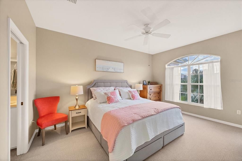 En Venta: $329,900 (3 camas, 2 baños, 1440 Pies cuadrados)