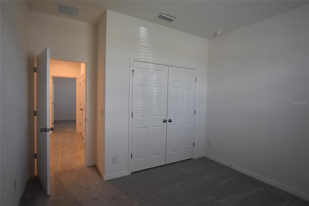 For Rent: $2,295 (4 beds, 2 baths, 2008 Square Feet)