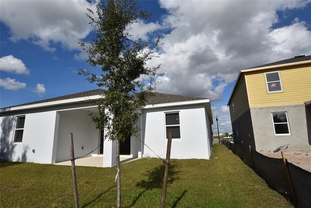 For Rent: $2,295 (4 beds, 2 baths, 2008 Square Feet)