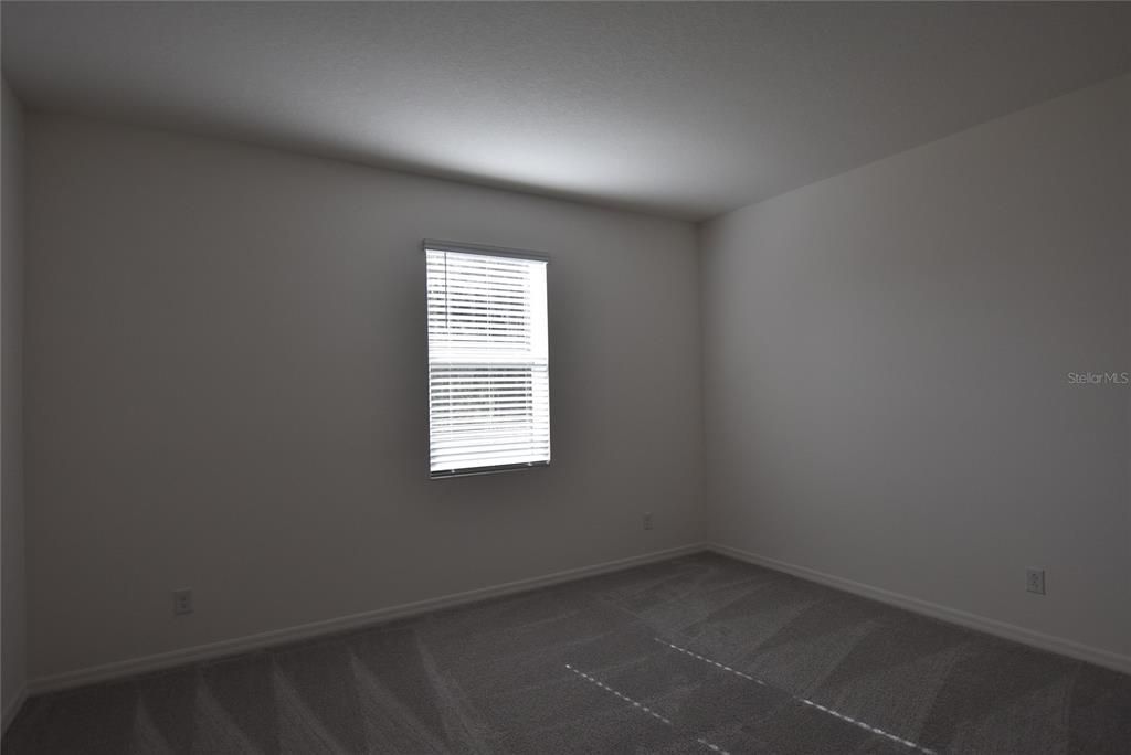 For Rent: $2,295 (4 beds, 2 baths, 2008 Square Feet)