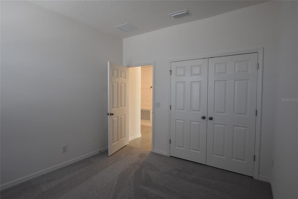 For Rent: $2,295 (4 beds, 2 baths, 2008 Square Feet)