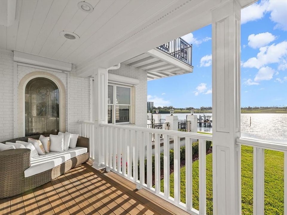 En Venta: $6,995,000 (5 camas, 7 baños, 6453 Pies cuadrados)