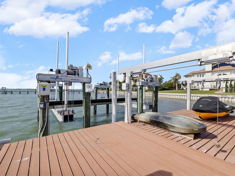 En Venta: $6,995,000 (5 camas, 7 baños, 6453 Pies cuadrados)