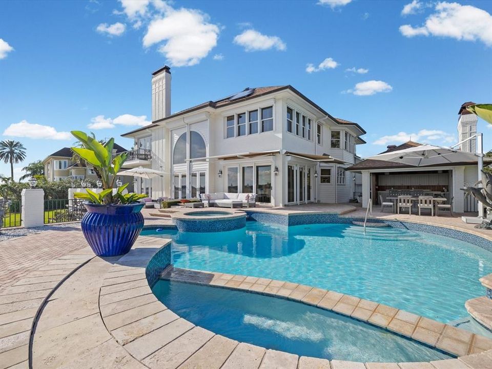 En Venta: $6,995,000 (5 camas, 7 baños, 6453 Pies cuadrados)