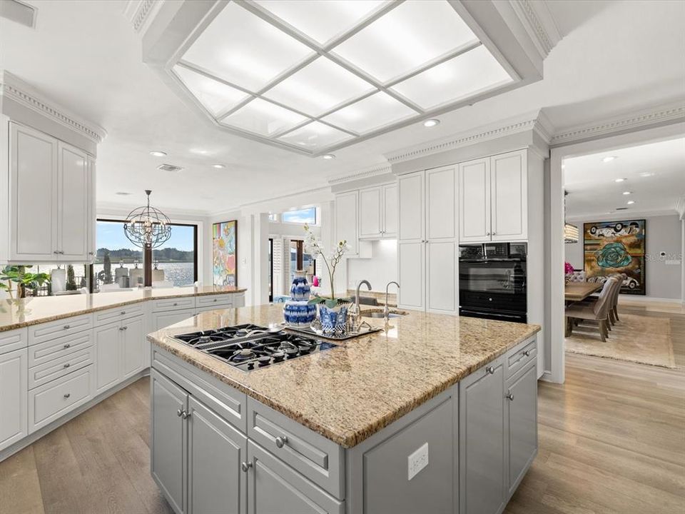 En Venta: $6,995,000 (5 camas, 7 baños, 6453 Pies cuadrados)