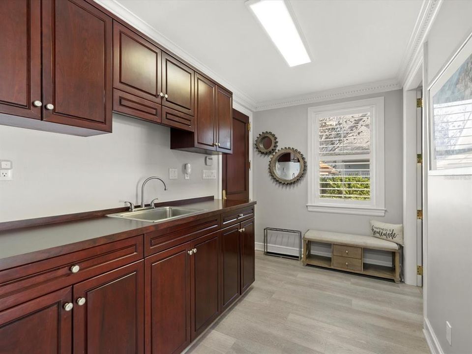 En Venta: $6,995,000 (5 camas, 7 baños, 6453 Pies cuadrados)