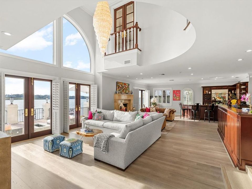 En Venta: $6,995,000 (5 camas, 7 baños, 6453 Pies cuadrados)