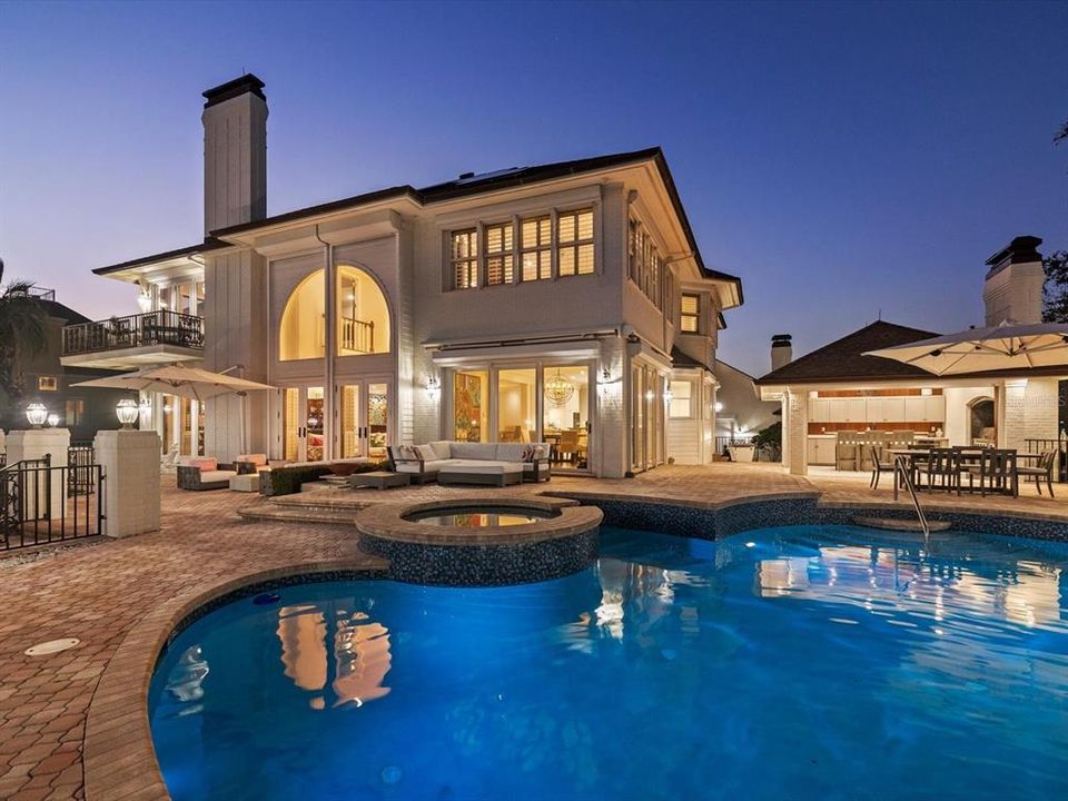 En Venta: $6,995,000 (5 camas, 7 baños, 6453 Pies cuadrados)