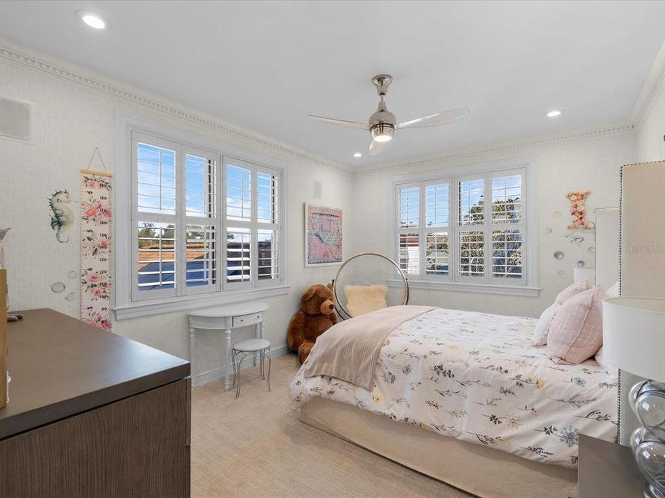 En Venta: $6,995,000 (5 camas, 7 baños, 6453 Pies cuadrados)