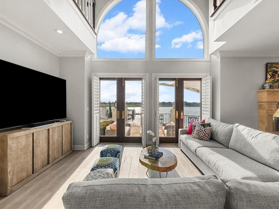 En Venta: $6,995,000 (5 camas, 7 baños, 6453 Pies cuadrados)