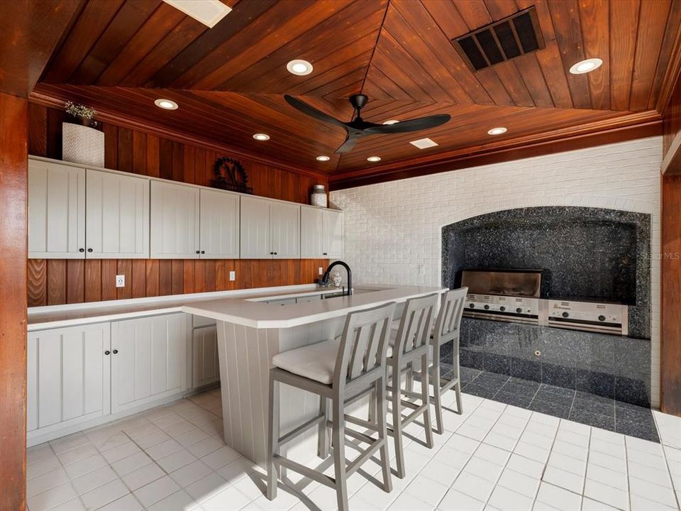 En Venta: $6,995,000 (5 camas, 7 baños, 6453 Pies cuadrados)