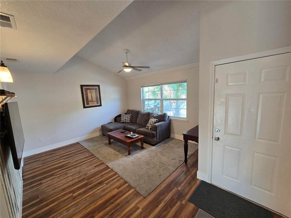 En Venta: $184,975 (2 camas, 1 baños, 1134 Pies cuadrados)