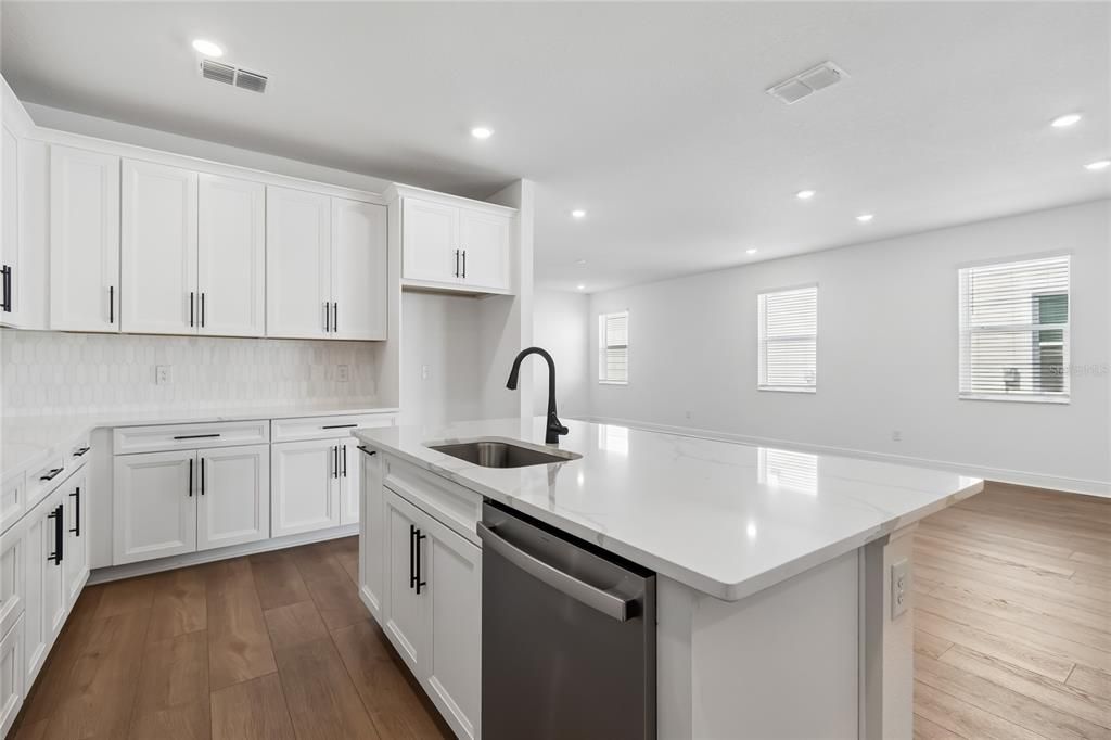 Active With Contract: $574,999 (3 beds, 2 baths, 2406 Square Feet)
