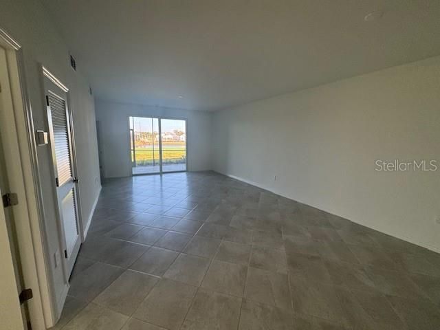 For Rent: $2,900 (2 beds, 2 baths, 1569 Square Feet)