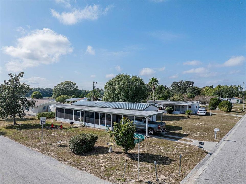 For Sale: $135,000 (2 beds, 2 baths, 784 Square Feet)