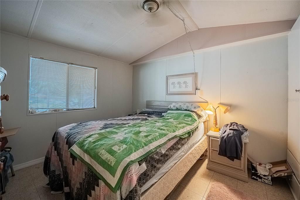 For Sale: $135,000 (2 beds, 2 baths, 784 Square Feet)