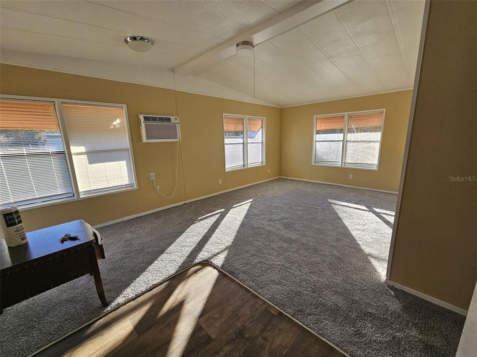 En Venta: $99,000 (2 camas, 1 baños, 736 Pies cuadrados)