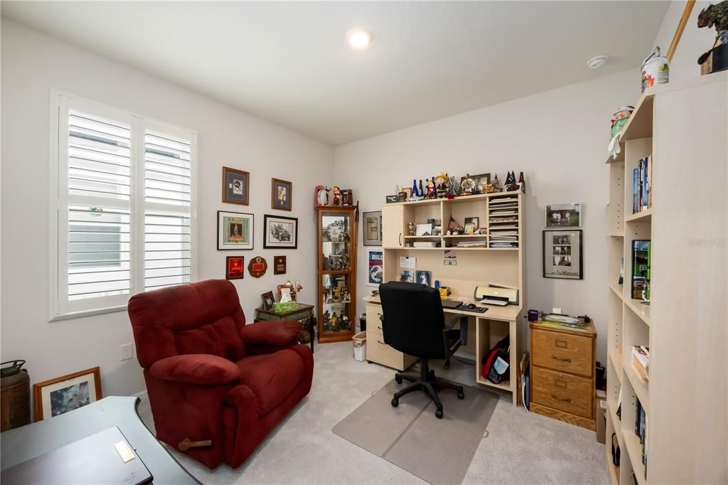 For Sale: $425,000 (4 beds, 2 baths, 2047 Square Feet)