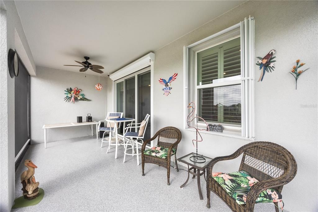 For Sale: $425,000 (4 beds, 2 baths, 2047 Square Feet)