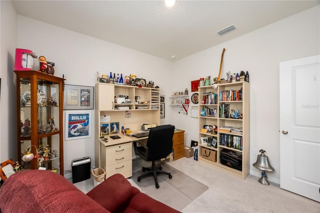 For Sale: $425,000 (4 beds, 2 baths, 2047 Square Feet)