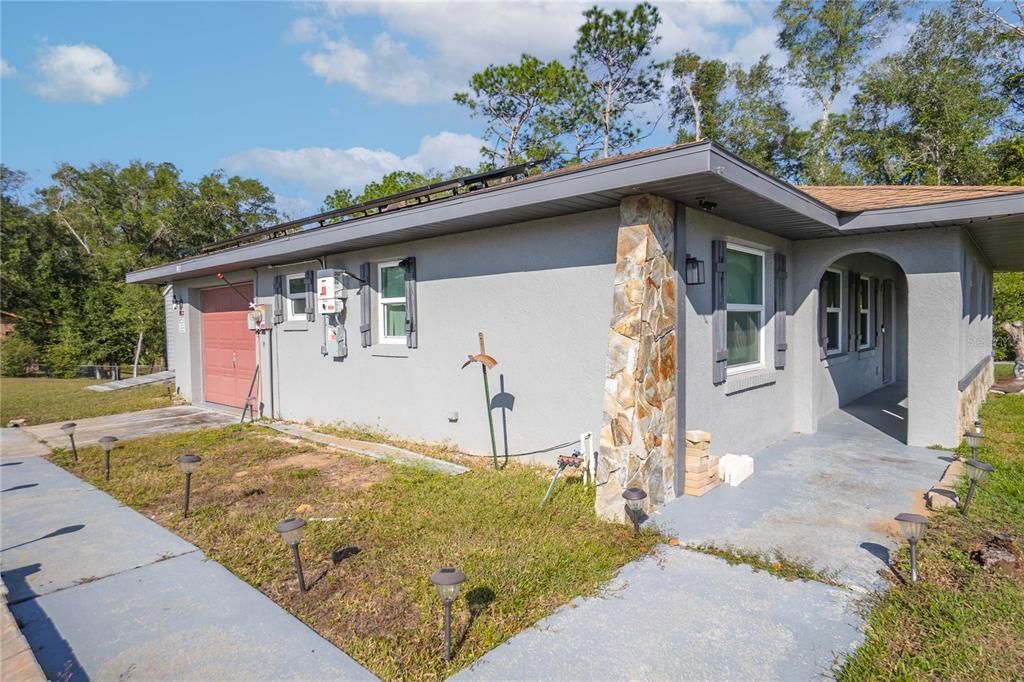 待售: $215,000 (2 贝兹, 2 浴室, 1218 平方英尺)