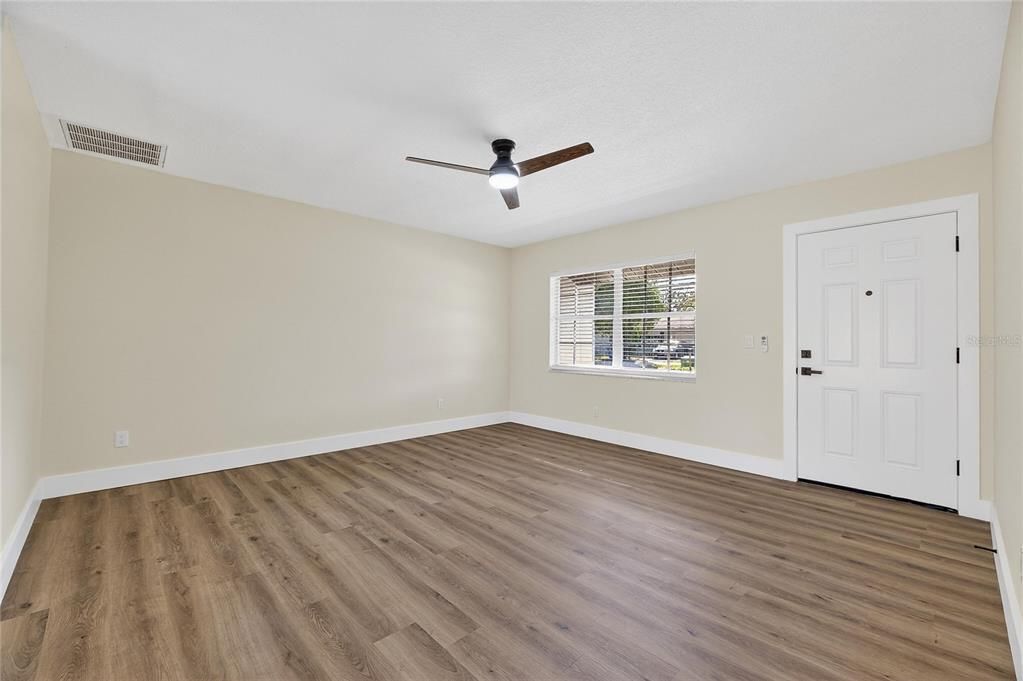 En Venta: $349,990 (3 camas, 2 baños, 1112 Pies cuadrados)