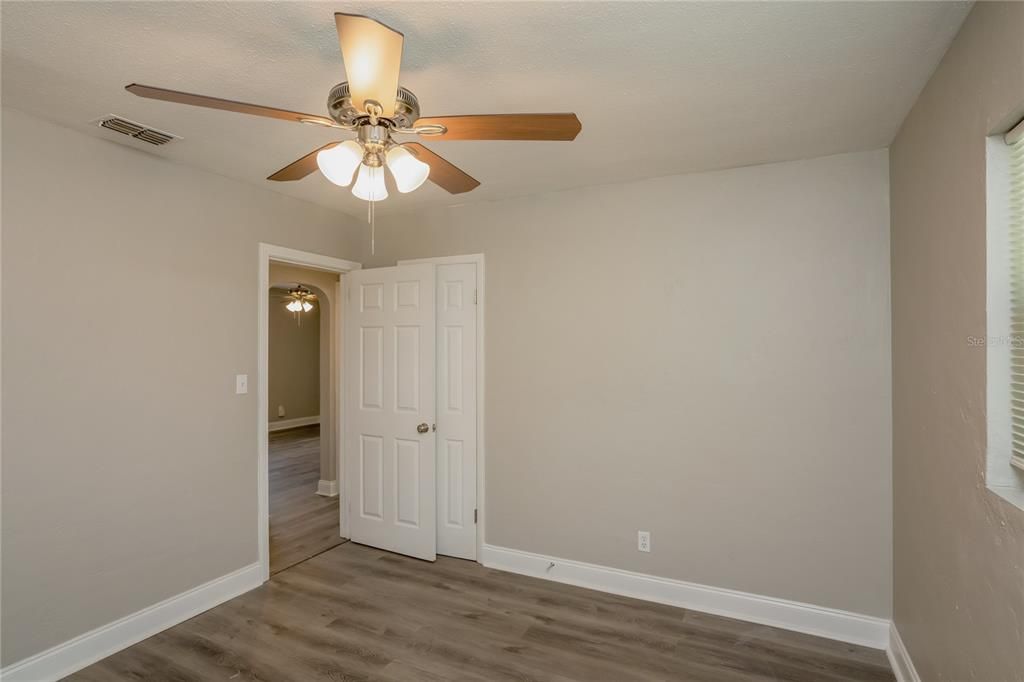 For Rent: $1,845 (2 beds, 1 baths, 908 Square Feet)