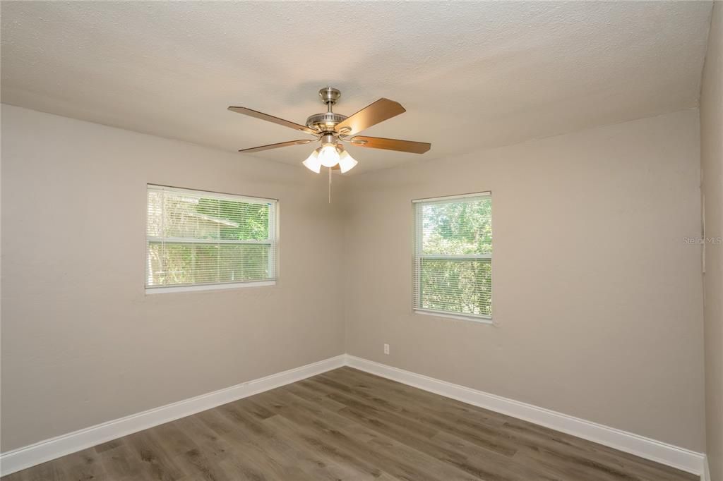 For Rent: $1,845 (2 beds, 1 baths, 908 Square Feet)