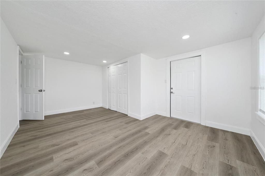 For Sale: $629,900 (4 beds, 2 baths, 1487 Square Feet)