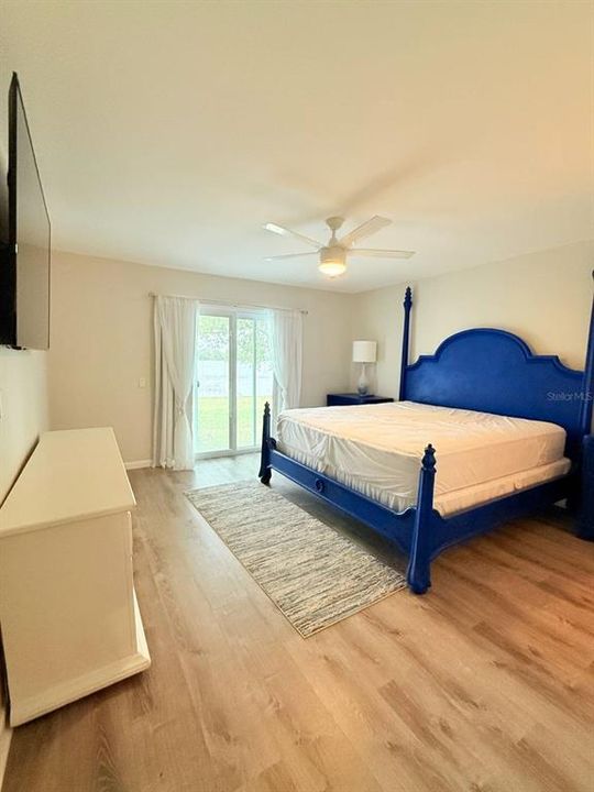 For Sale: $499,000 (2 beds, 3 baths, 1688 Square Feet)