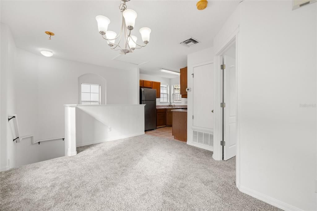 For Sale: $489,900 (5 beds, 3 baths, 2542 Square Feet)