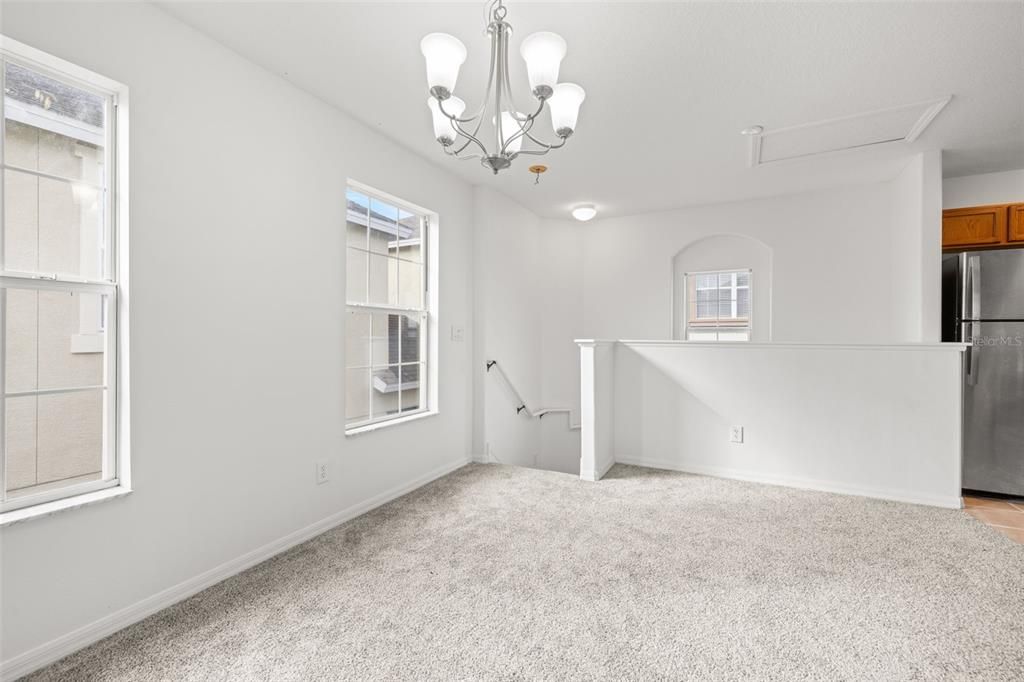 For Sale: $489,900 (5 beds, 3 baths, 2542 Square Feet)