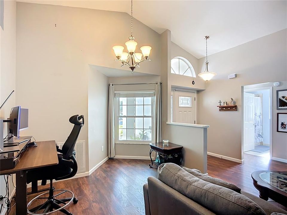 En Venta: $349,900 (3 camas, 2 baños, 1526 Pies cuadrados)