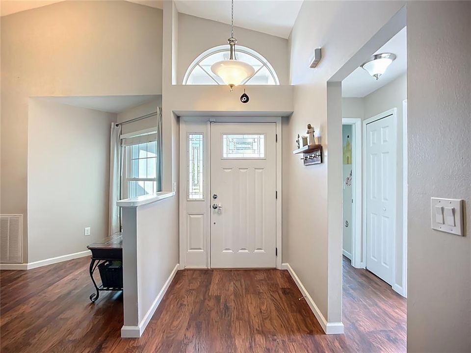 En Venta: $349,900 (3 camas, 2 baños, 1526 Pies cuadrados)