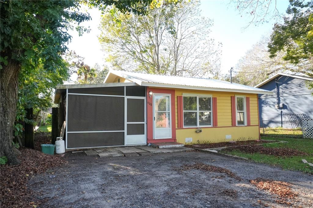 En Venta: $179,900 (3 camas, 1 baños, 975 Pies cuadrados)