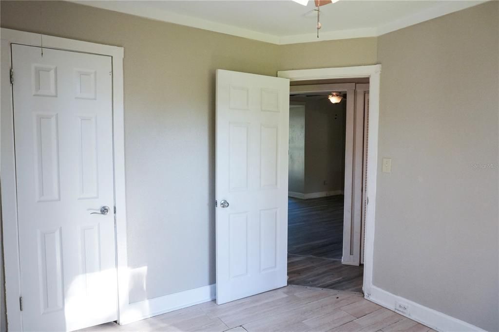 En Venta: $179,900 (3 camas, 1 baños, 975 Pies cuadrados)