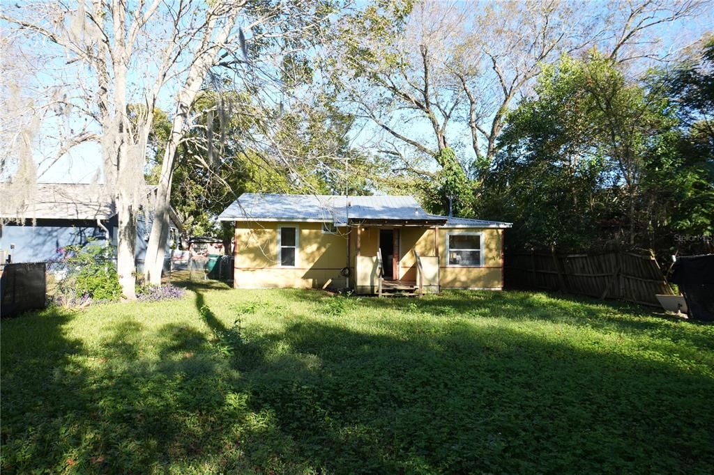 En Venta: $179,900 (3 camas, 1 baños, 975 Pies cuadrados)