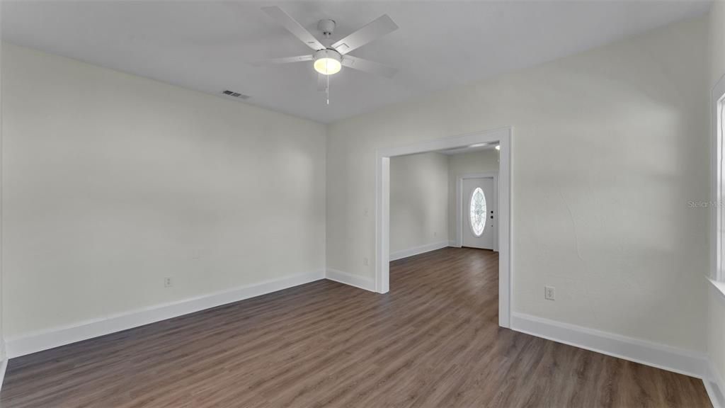 For Sale: $369,900 (2 beds, 2 baths, 1542 Square Feet)