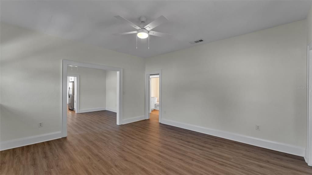 For Sale: $369,900 (2 beds, 2 baths, 1542 Square Feet)