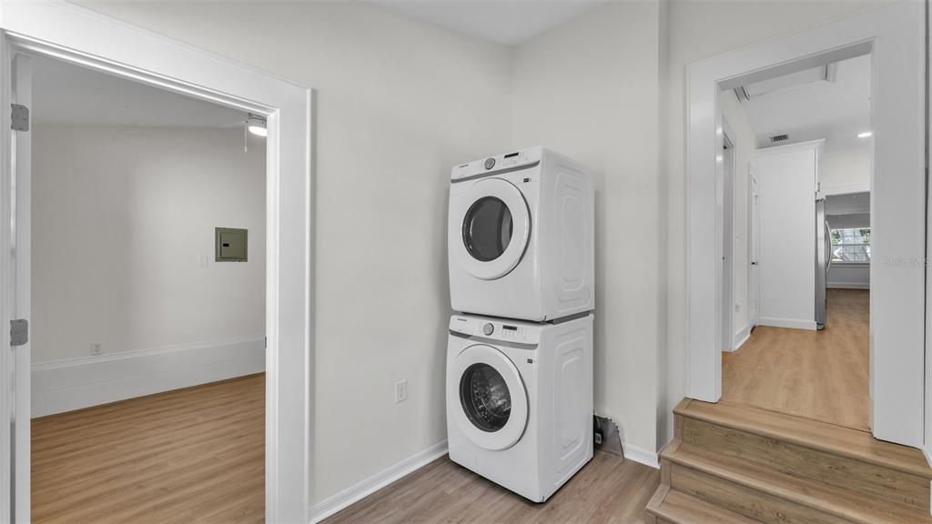 For Sale: $369,900 (2 beds, 2 baths, 1542 Square Feet)