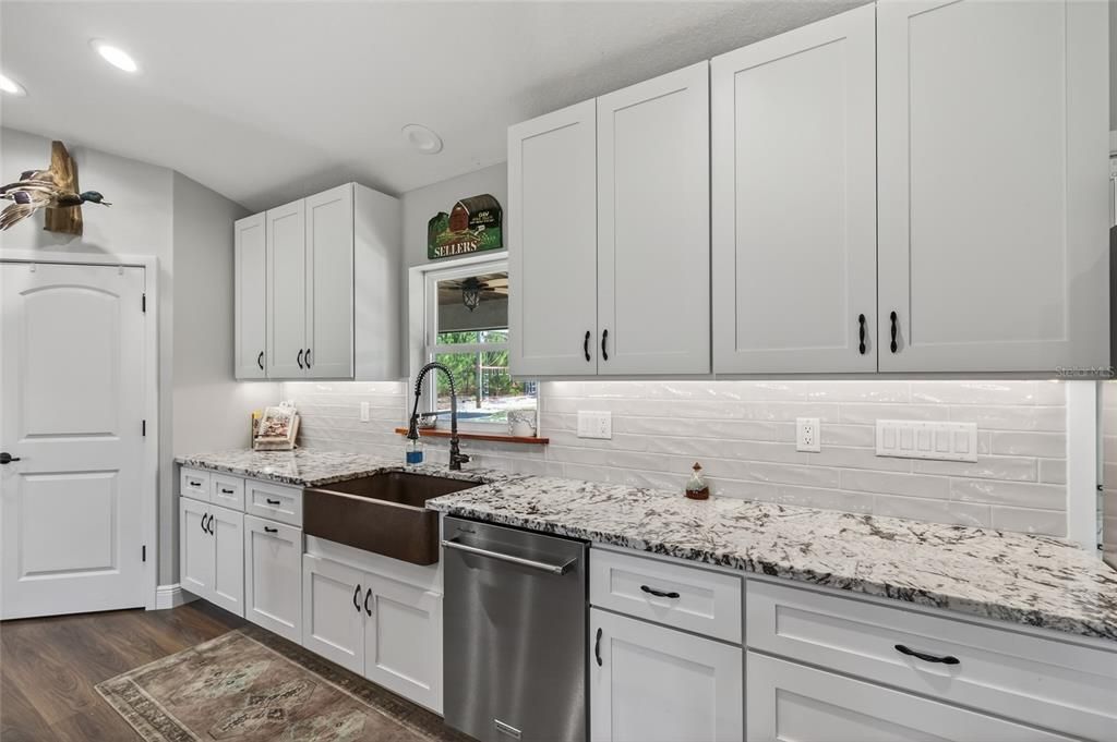 待售: $749,900 (3 贝兹, 2 浴室, 2068 平方英尺)