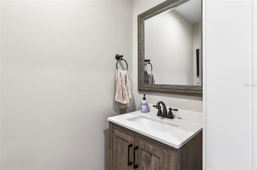 待售: $749,900 (3 贝兹, 2 浴室, 2068 平方英尺)