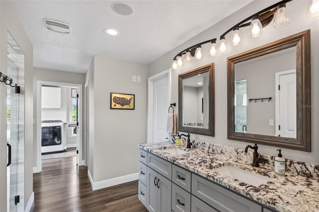 待售: $749,900 (3 贝兹, 2 浴室, 2068 平方英尺)